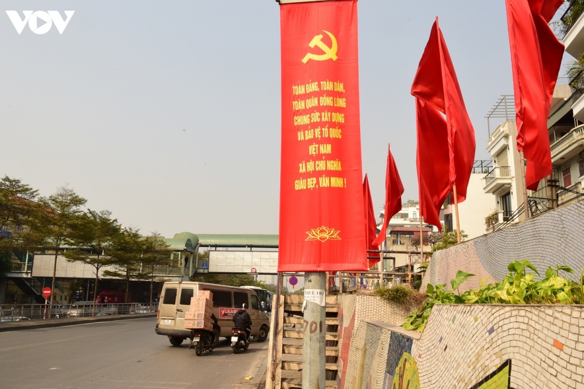 hanoi radiantly decorated to welcome upcoming national party congress picture 4