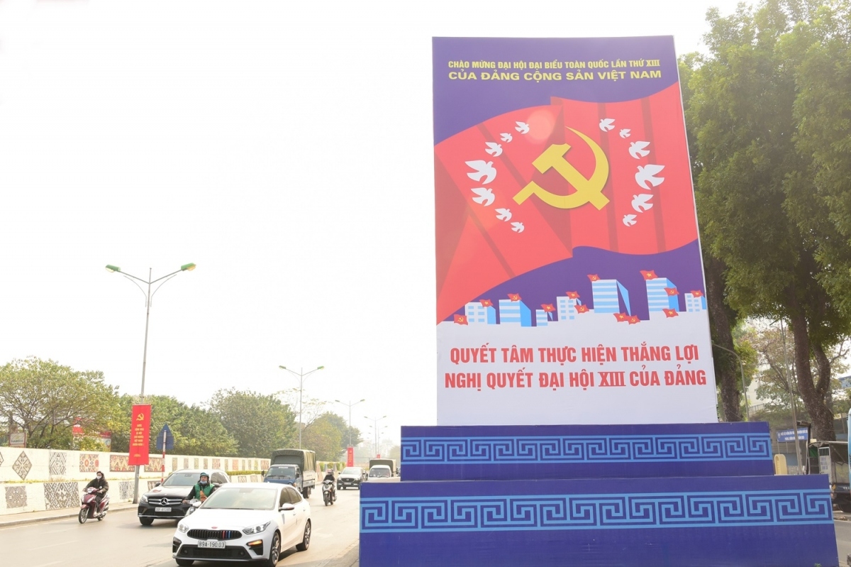 hanoi radiantly decorated to welcome upcoming national party congress picture 5