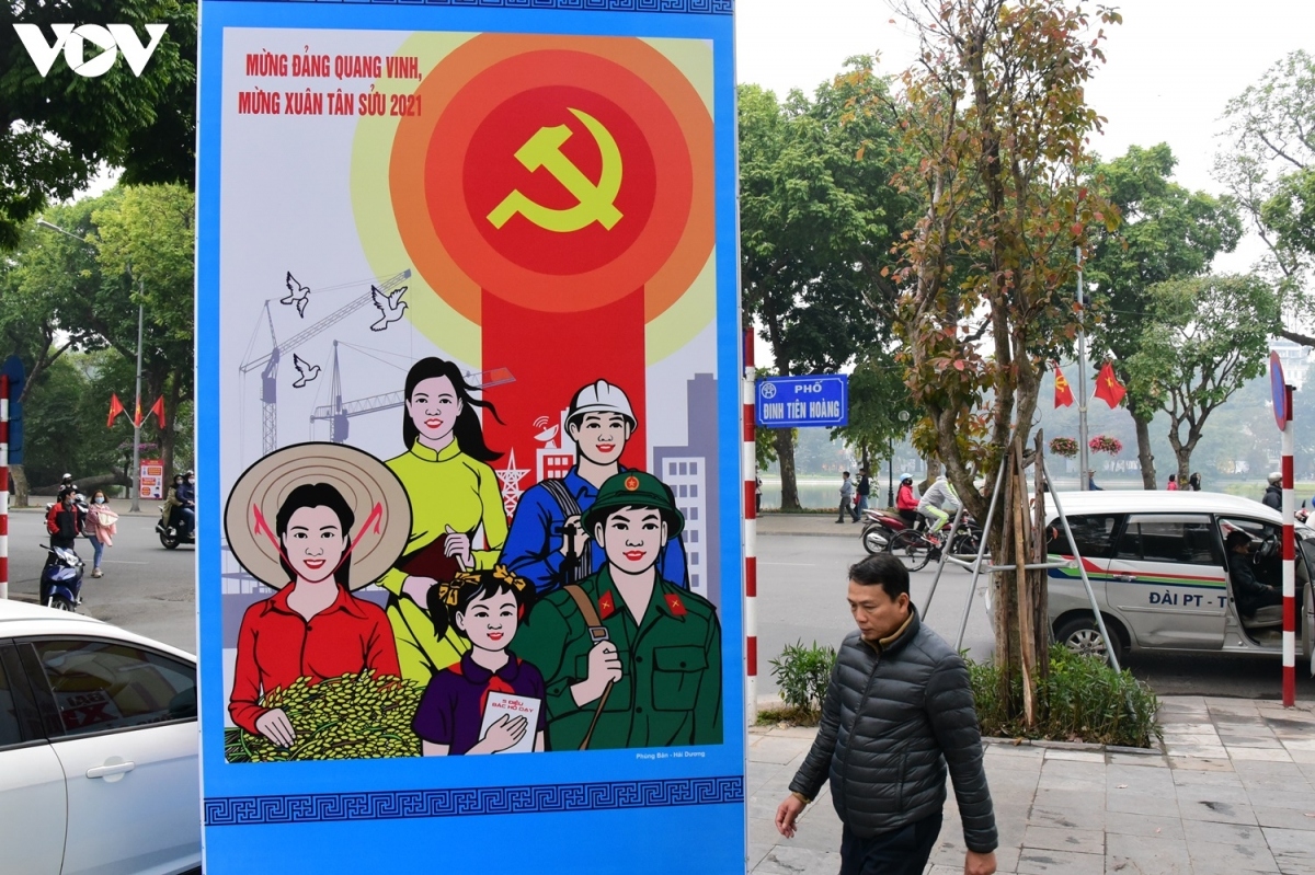 hanoi radiantly decorated to welcome upcoming national party congress picture 9