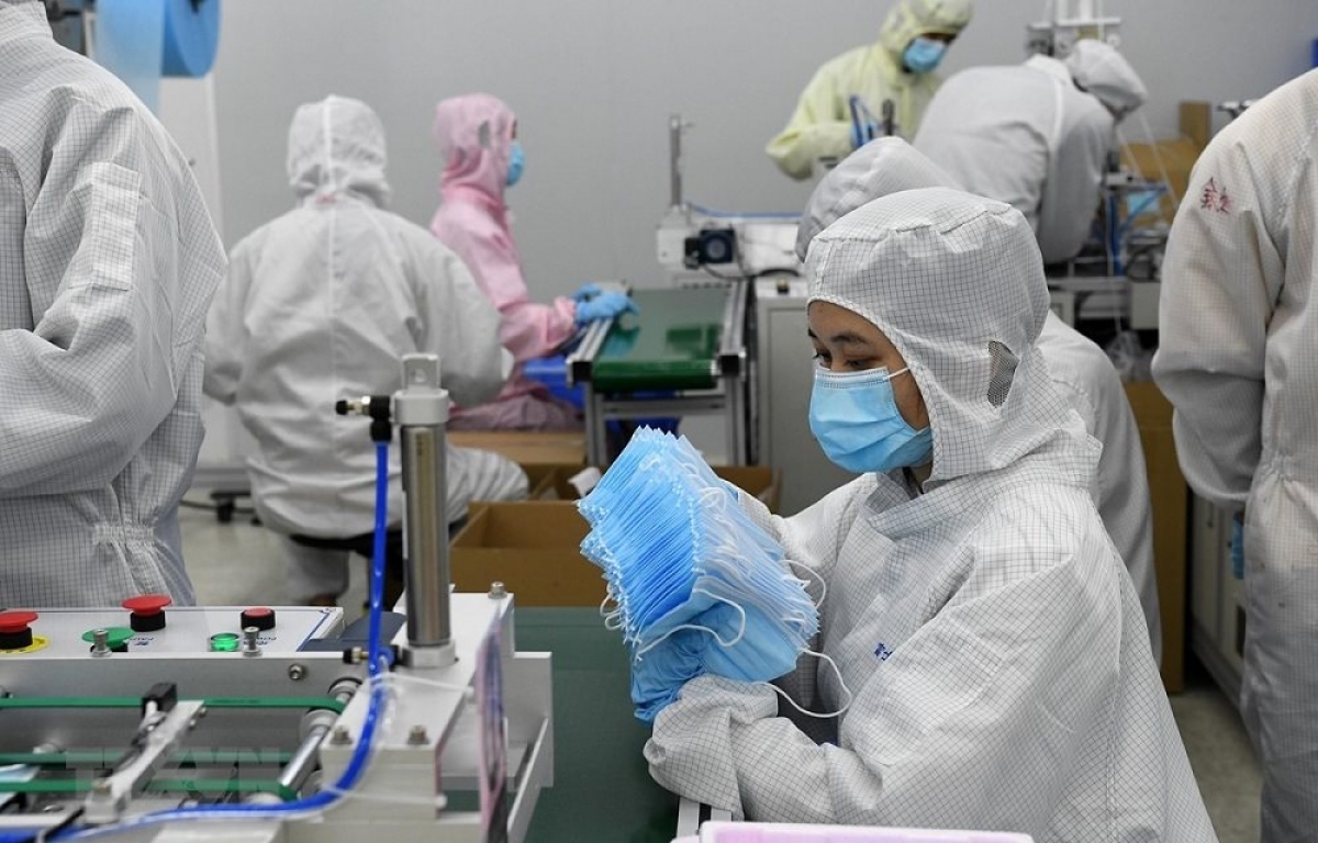 vietnam exports 1.37 billion medical masks in 2020 picture 1