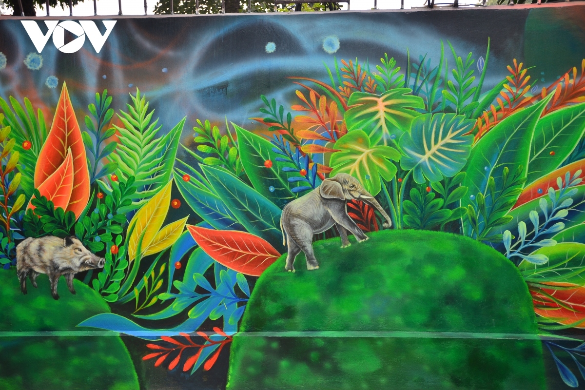 us embassy inaugurates mural painting on environmental protection picture 12