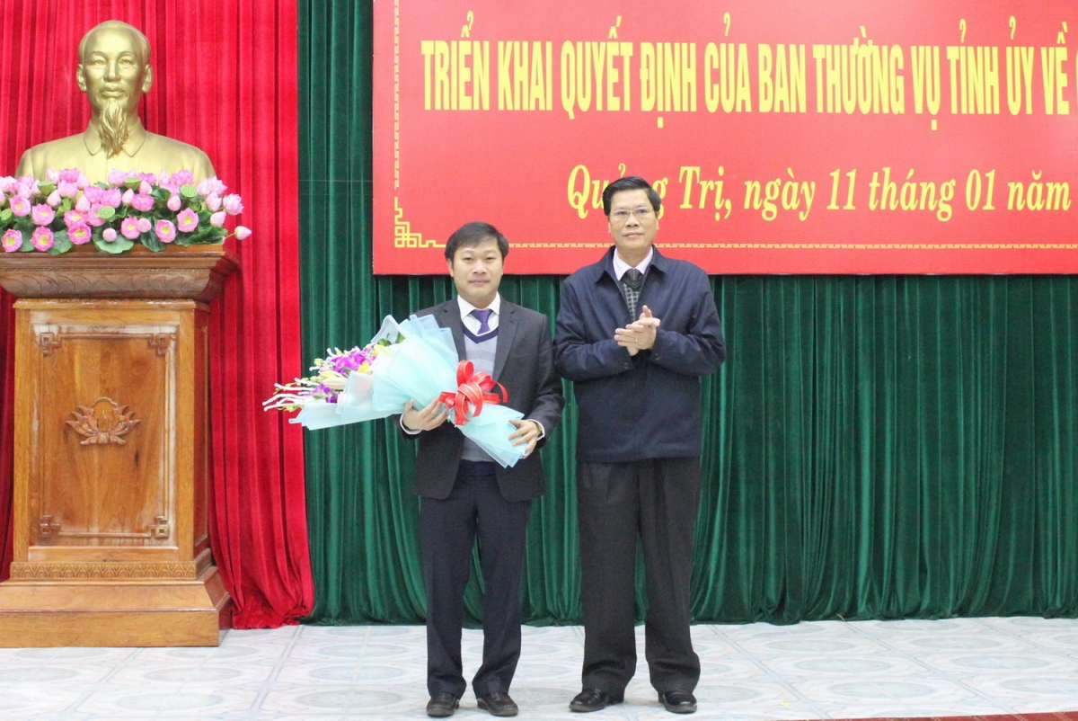 bo nhiem ong nguyen khanh vu lam chanh van phong tinh uy quang tri hinh anh 1