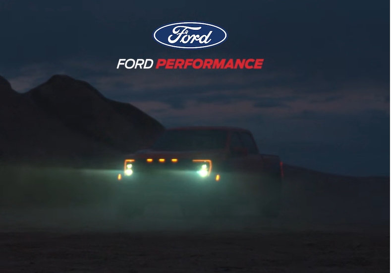 Siêu bán tải Ford F-150 Raptor "nhá hàng" trước thềm ra mắt