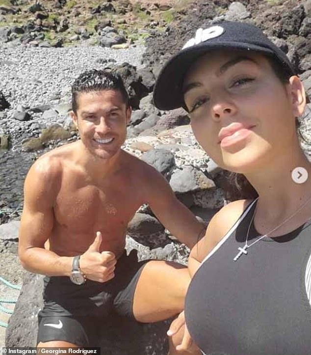 Georgina Rodriguez chia sẻ loạt ảnh mừng sinh nhật bạn trai C.Ronaldo