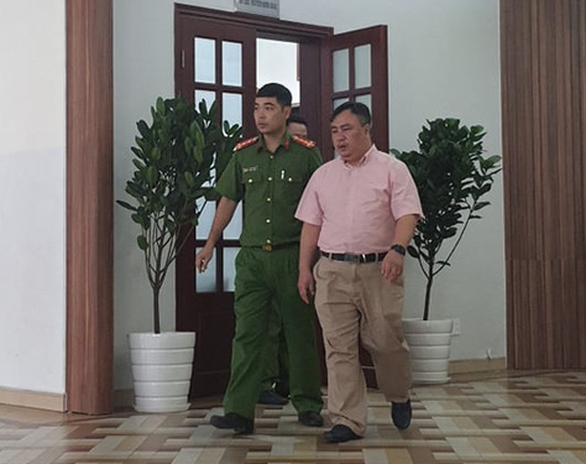 bat giam doc va pho giam doc benh vien mat tphcm hinh anh 1