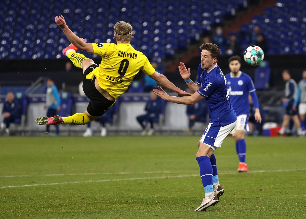 haaland, sancho cung nhau di vao lich su bundesliga hinh anh 4