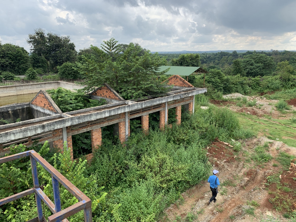 khoi to 2 bi can lien quan du an chuc ty dap chieu tai Dak lak hinh anh 3