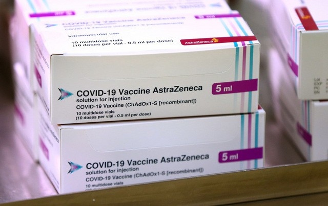 questions arise over who will receive first covid-19 vaccinations picture 1
