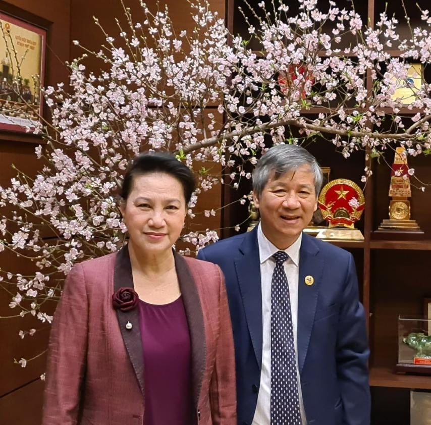 GS.TS Nguyễn Anh Trí chúc Tết Chủ tịch Quốc hội Nguyễn Thị Kim Ngân nhân dịp năm mới Tân Sửu 2021