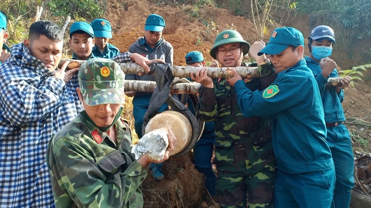 Quảng Nam hủy nổ thành công quả bom nặng 200 kg