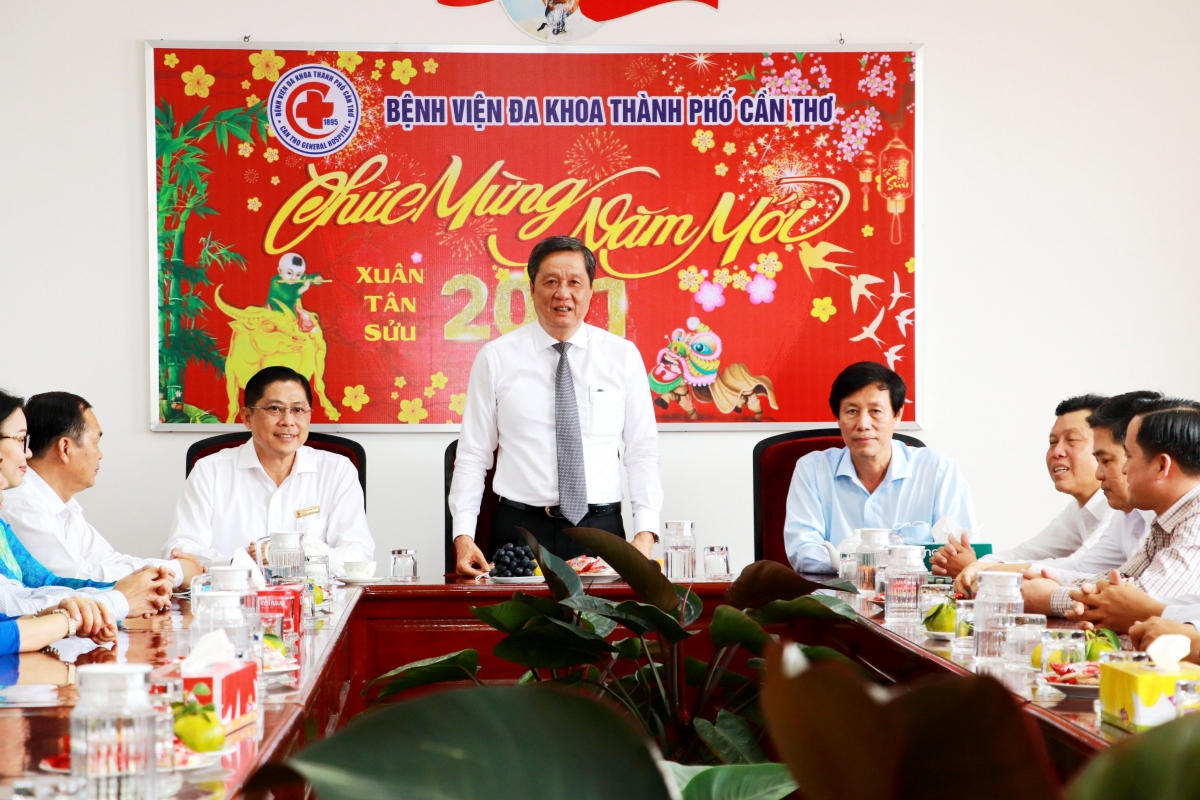 Các bác sĩ ở Cần Thơ đón Tết trong tâm thế sẵn sàng phòng, chống dịch Covid-19