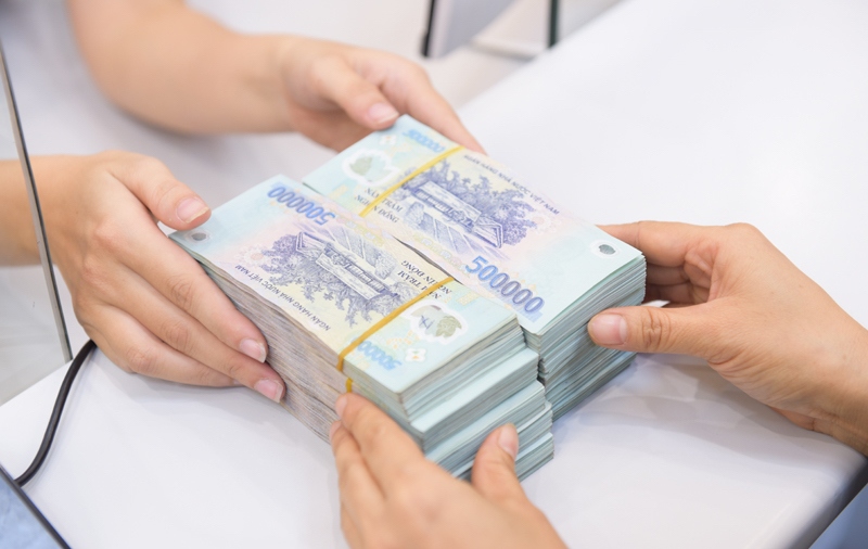 vietnam banks required to meet cash demand ahead of tet picture 1