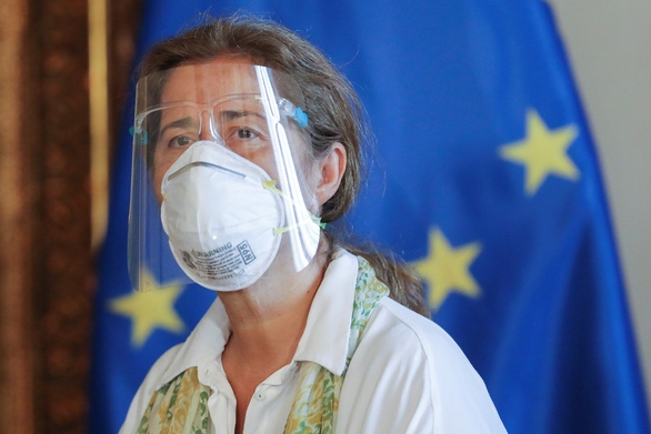 Bà Isabel Brilhante Pedrosa, đại sứ EU tại Venezuela, tại trụ sở cơ quan Bộ Ngoại giao Venezuela ở Caracas, Venezuela ngày 24/2/2021. Ảnh: Reuters