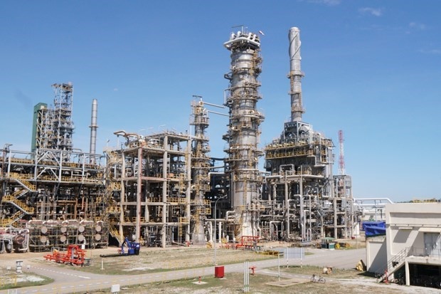 dung quat oil refinery operates at 108 of design capacity picture 1