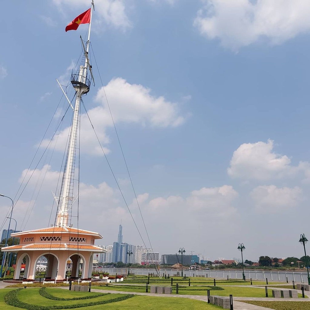 Thu Ngu Flag Tower is situated in District 1 of Ho Chi Minh City. Originally built 150 years ago, the landmark has recently been renovated in an effort to turn it into a prominent tourist attraction. (Photo: James Clark)