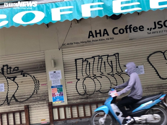 businesses in hanoi s old quarter close due to covid-19 fight picture 13