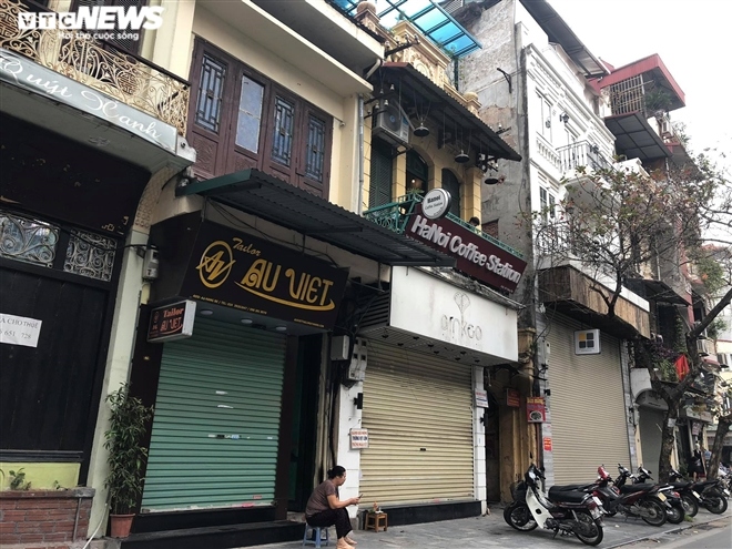 businesses in hanoi s old quarter close due to covid-19 fight picture 4