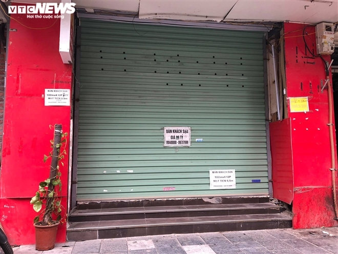businesses in hanoi s old quarter close due to covid-19 fight picture 6