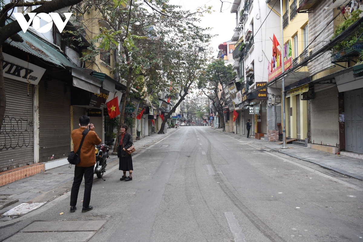 hanoi capital looks markedly different on lunar new year s day picture 10