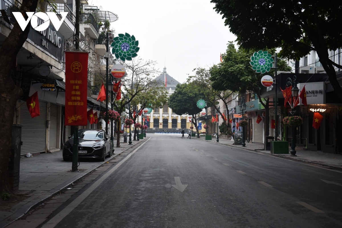 hanoi capital looks markedly different on lunar new year s day picture 2