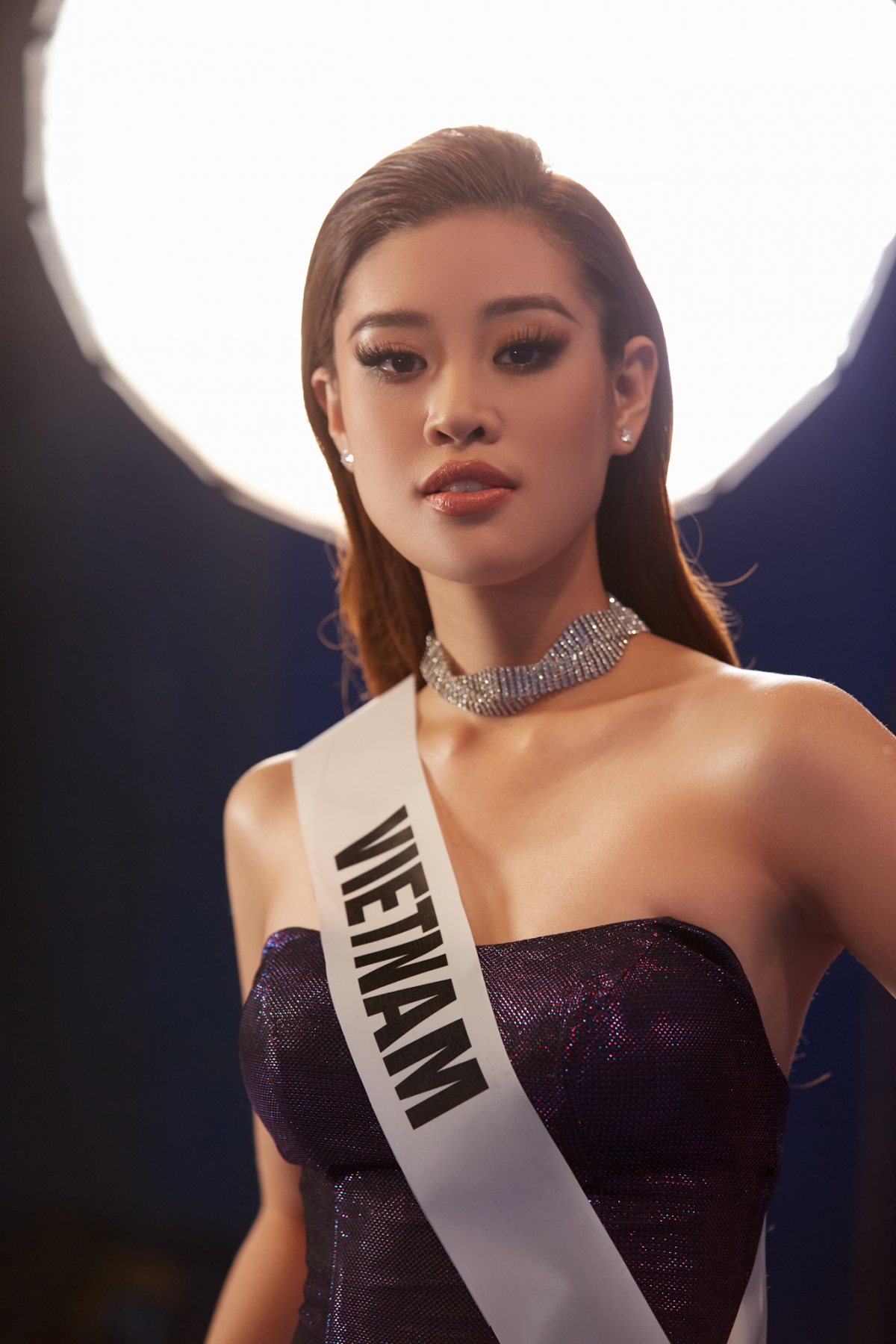 hoa hau khanh van mang ao dai, do bao ho vao hinh hieu road to miss universe 2020 hinh anh 3