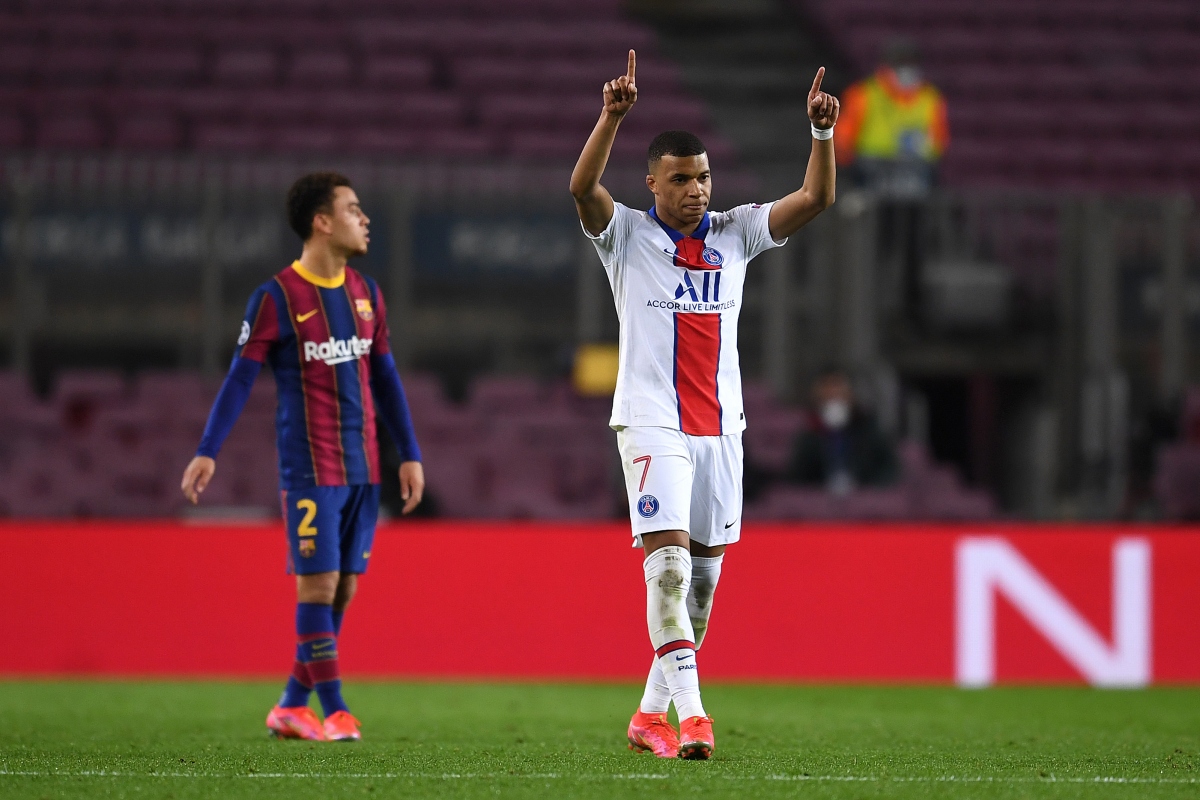 mbappe lap hat-trick, psg de bep barca tai nou camp hinh anh 2