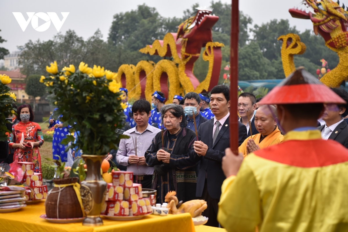 thang long relic site sees reenactment of traditional tet rituals picture 6