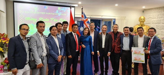 overseas vietnamese gear up to celebrate traditional tet abroad picture 7 overseas vietnamese gear up to celebrate traditional tet abroad picture 7