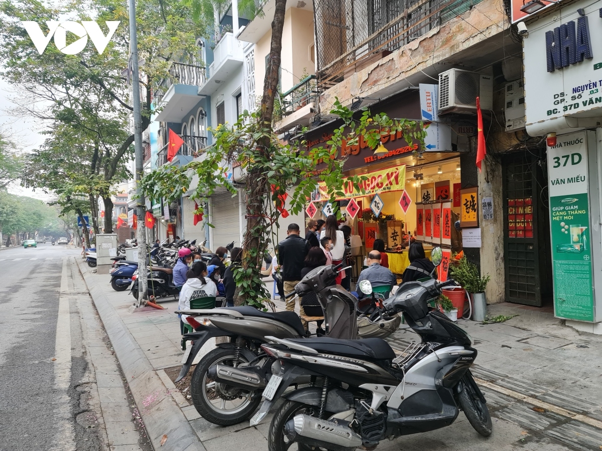 pagodas and temples close in hanoi amid covid-19 fears picture 7