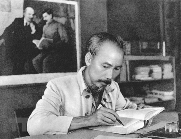 book introduces ho chi minh s selected works on systemic racism picture 1