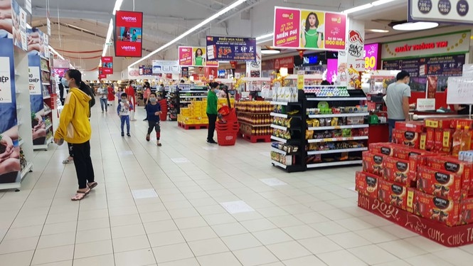supermarket goods in ample supply, but fewer consumers on new year s day picture 5