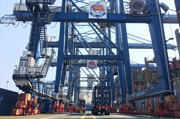 tan cang-cat lai port welcomes six vessels picture 1