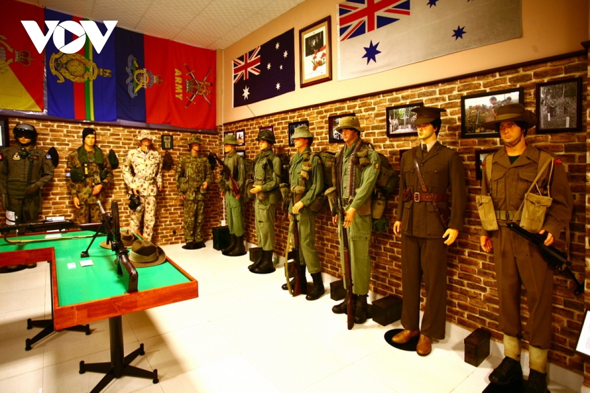 unique collection of old weapons and uniforms on show at vung tau museum picture 14