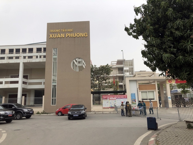 Ngày 14/2, học sinh, phụ huynh còn lại ở trường tiểu học Xuân Phương sẽ được về nhà