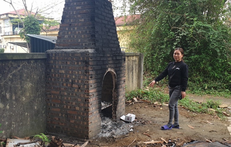 Người dân Yên Thế (Yên Bái) tức thở vì Trung tâm Y tế huyện đốt rác và xử lý bệnh phẩm