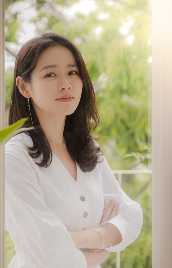 son ye jin dep tua nu than trong loat anh tap chi hinh anh 6