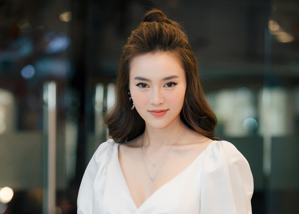 Nữ diễn viên Ninh Dương Lan Ngọc tiết lộ gu bạn trai của mình  Ghế không  tựa  YouTube