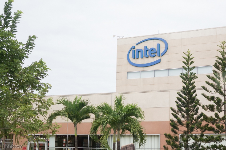 intel vietnam factory likely to export three billion products this year picture 1