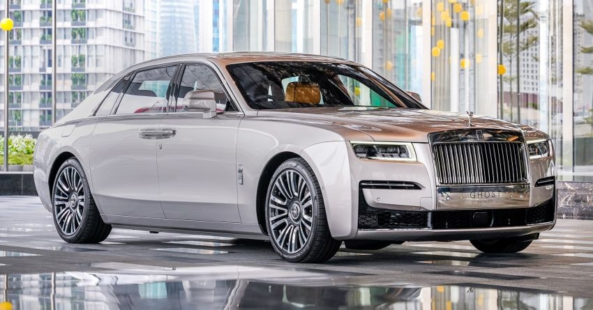 Review RollsRoyce Ghost EWB 2021 Biệt Thự Di Động giá sương sương hơn 40  Tỷ tại Việt Nam  YouTube