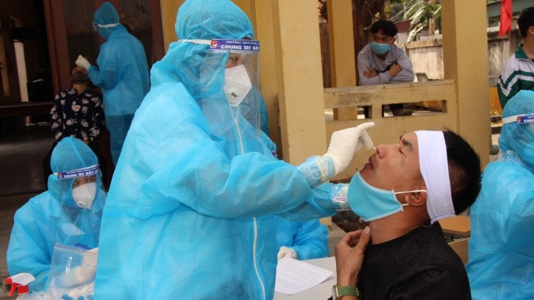 vietnam records 13 further new covid-19 cases, total hits 2,461 picture 1