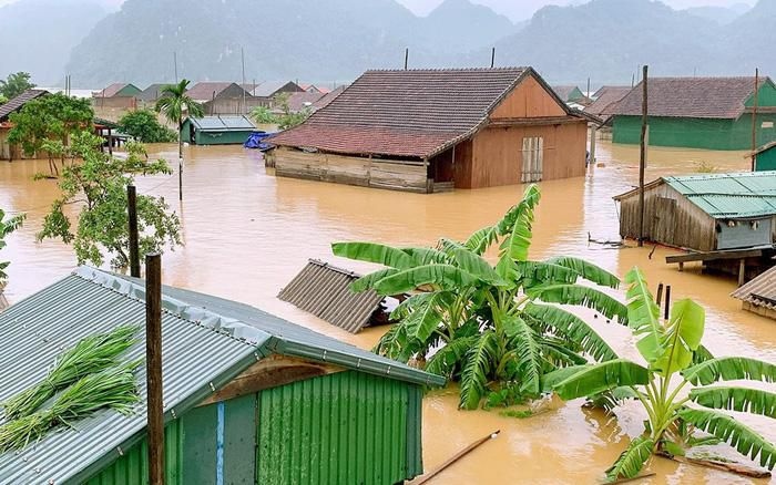 usaid grants vnd12.3 billion to homes hit by floods in quang ngai province picture 1