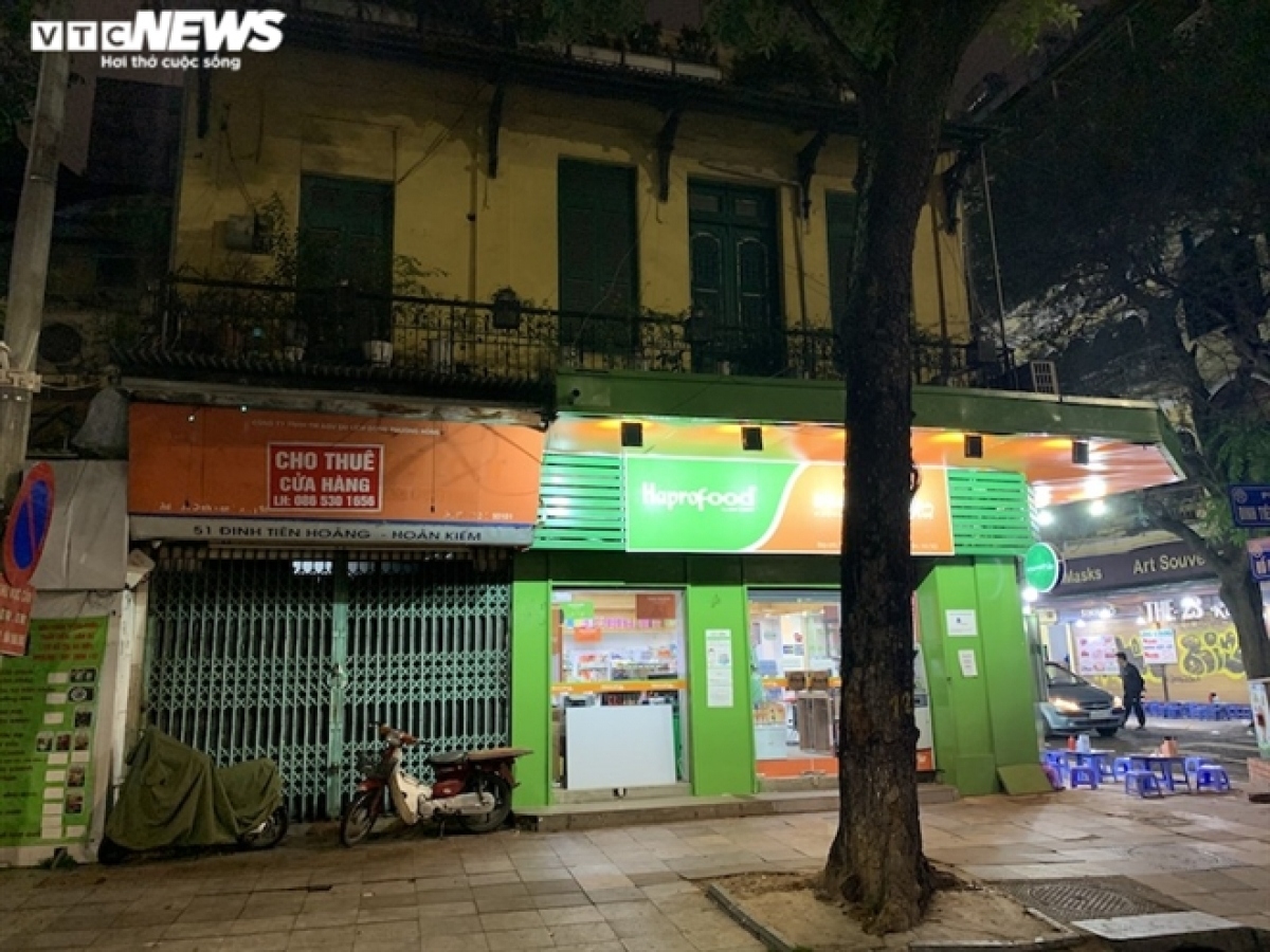 business outlets in hanoi remain shut amid covid-19 fears picture 15