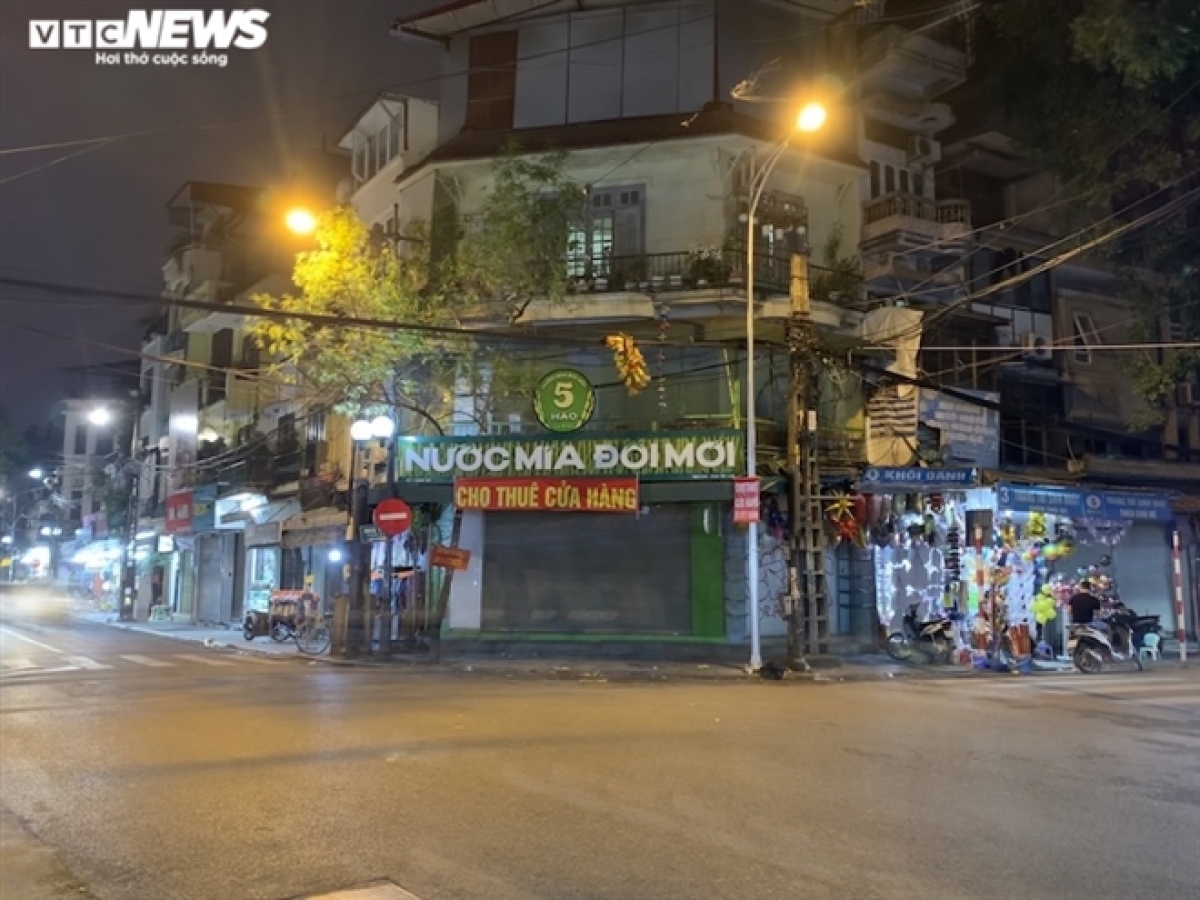 business outlets in hanoi remain shut amid covid-19 fears picture 5