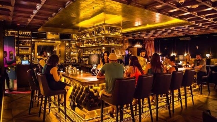 TP HCM cho phép mở lại các hoạt động kinh doanh, trừ vũ trường, karaoke, quán bar