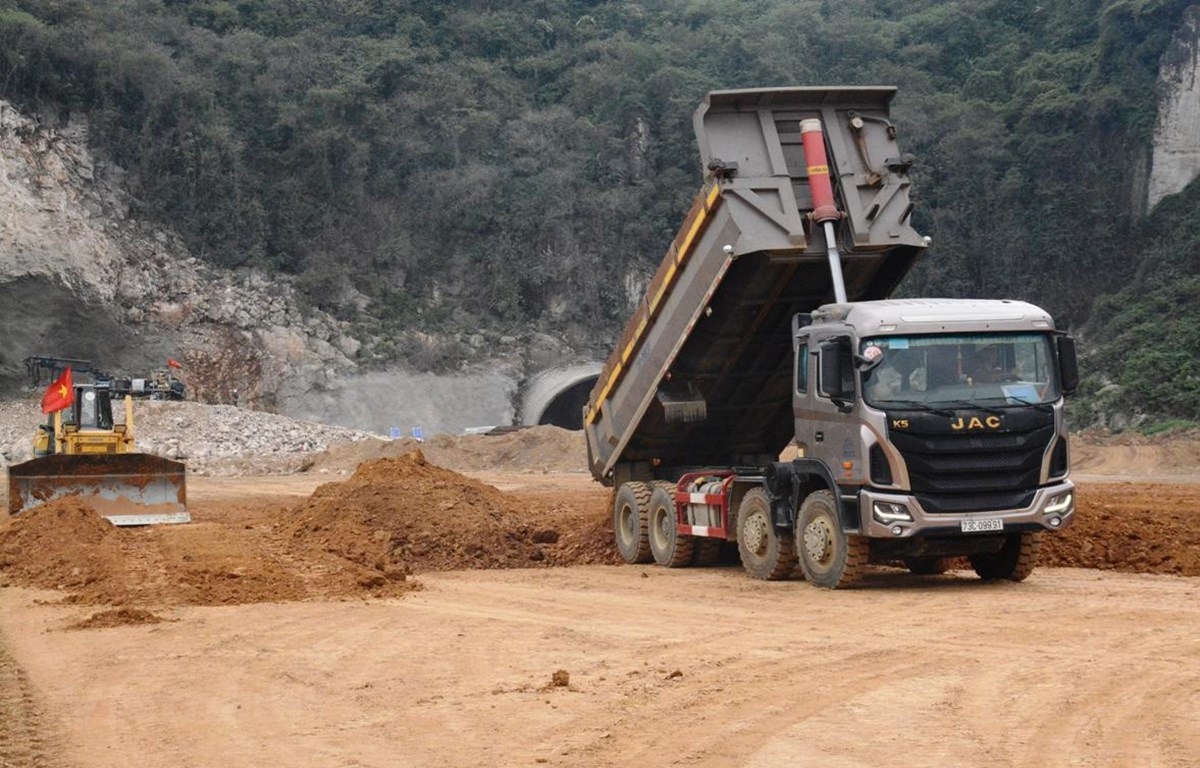 co viec thoi gia vat lieu tai mot so du an cao toc bac-nam hinh anh 3