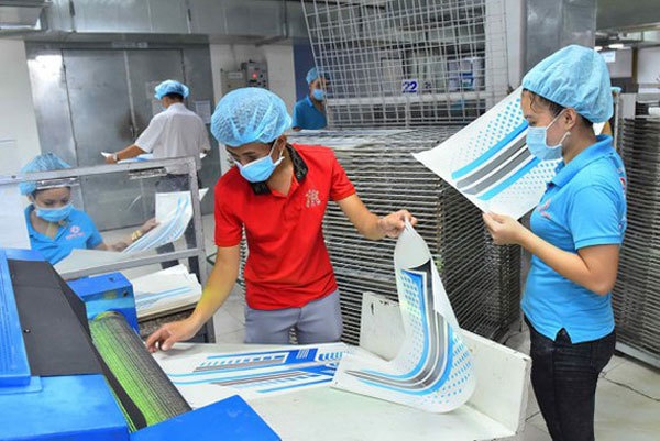 Domestic enterprises remain struggling