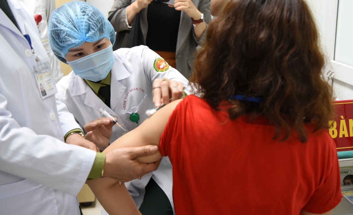 volunteers receive second shots of nano covax in second-stage of human trials picture 1 volunteers receive second shots of nano covax in second-stage of human trials picture 1