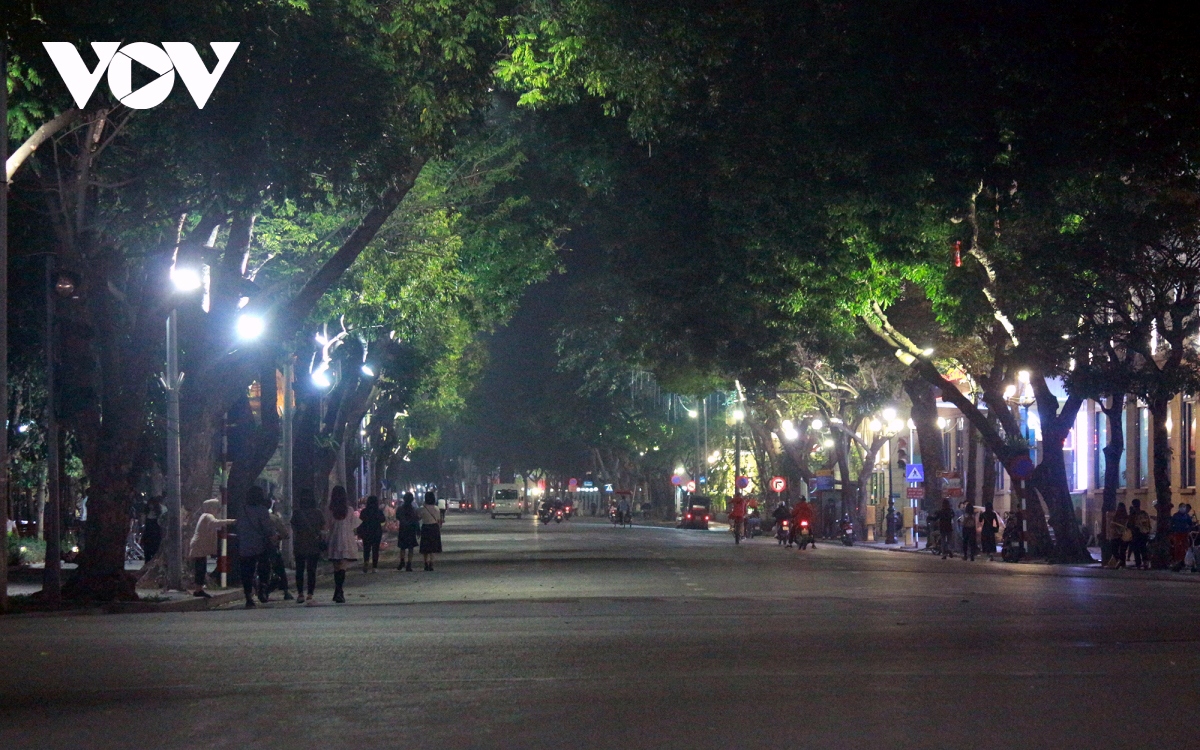hanoi capital reopens weekend pedestrian streets in old quarter picture 4