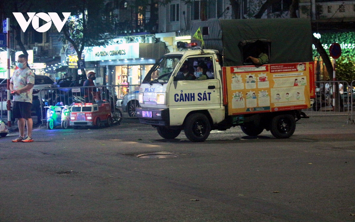 hanoi capital reopens weekend pedestrian streets in old quarter picture 6