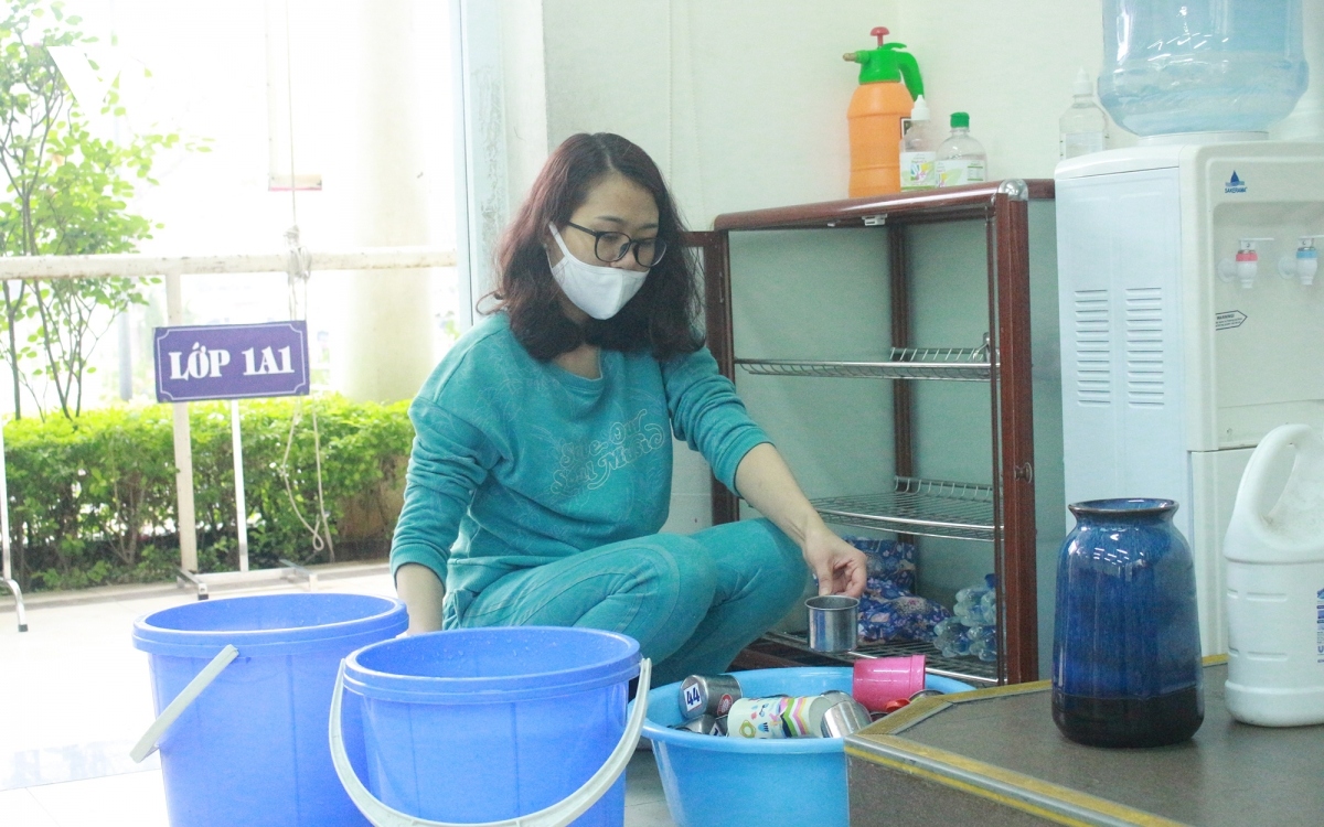 schools in hanoi ready to welcome return of students after long break picture 5